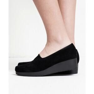 Robert Clergerie Naloj Wedge in Black Suede